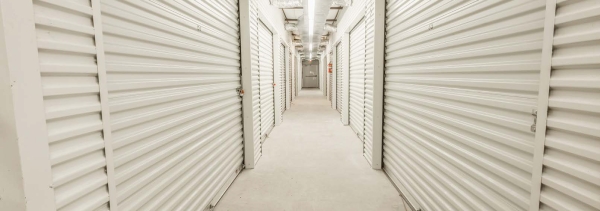 Facility photo: //images.sparefoot.com/medium/24189268a637657bc1e.jpg