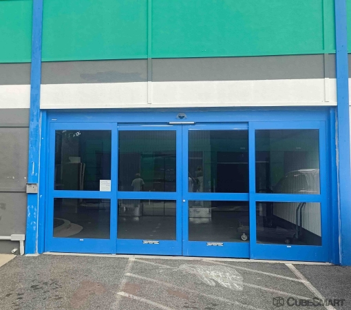 Facility photo: //images.sparefoot.com/medium/24189368a827d0be1e1.jpg