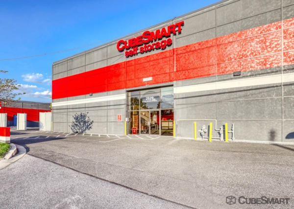 Facility photo: //images.sparefoot.com/medium/24189369f5ae532ca5d.jpg