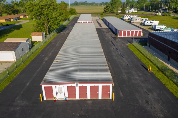 Facility photo: //images.sparefoot.com/medium/24189568a7793a0d83d.jpg