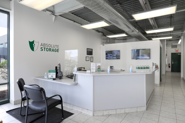 Facility photo: //images.sparefoot.com/medium/24192368ae29adaf628.jpg