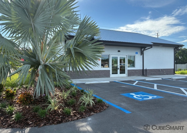 Facility photo: //images.sparefoot.com/medium/24194168c91362ab262.jpg