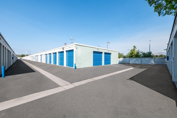 Facility photo: //images.sparefoot.com/medium/24194268b08fae527bc.jpg