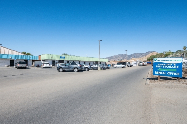 Facility photo: //images.sparefoot.com/medium/24194368b0910757843.jpg