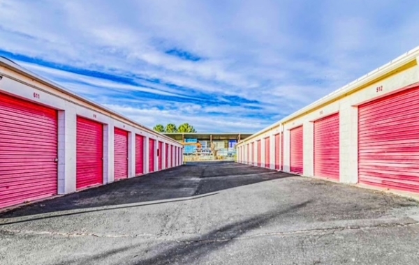 Storage Units at Valentia Self Storage - 2125 South Valentia Street