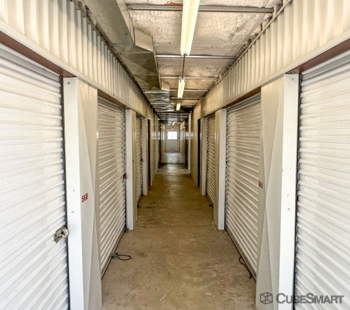 Facility photo: //images.sparefoot.com/medium/24199168ee077da6742.jpg