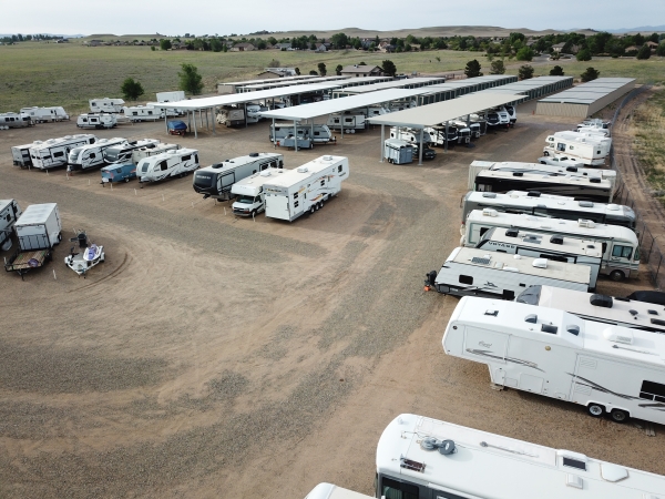 Facility photo: //images.sparefoot.com/medium/24201568c18f44a366e.jpg