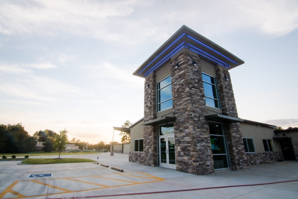 Facility photo: //images.sparefoot.com/medium/24201868c1d86ab958a.jpg