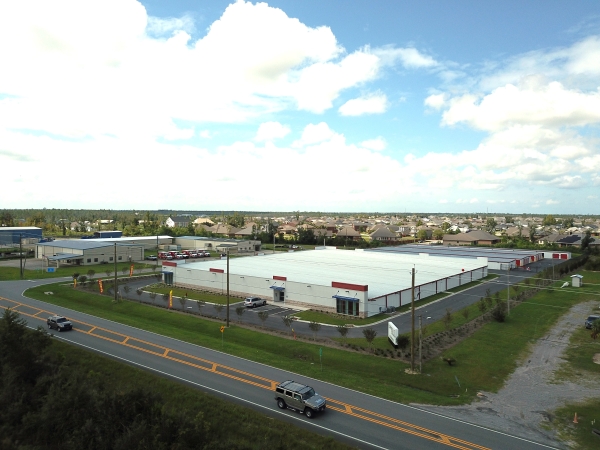 Facility photo: //images.sparefoot.com/medium/24208168c19befb96ac.jpg