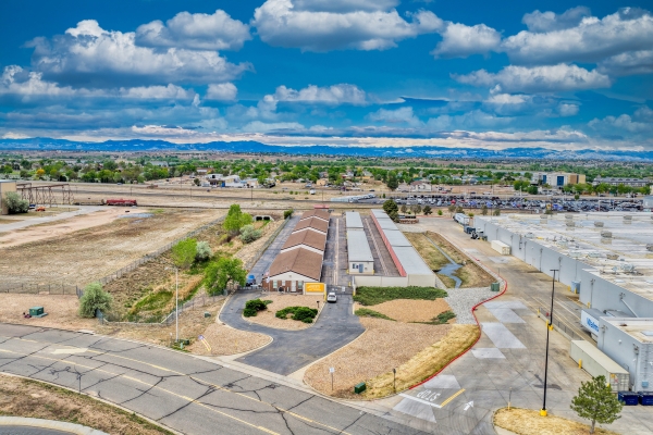 Facility photo: //images.sparefoot.com/medium/2420906a025eca81a9e.jpg