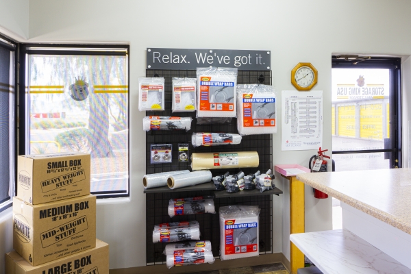 Facility photo: //images.sparefoot.com/medium/24211068c2ffcd96ff6.jpg