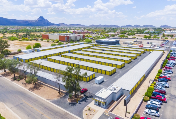 Facility photo: //images.sparefoot.com/medium/24211068c2ffd2106fe.jpg