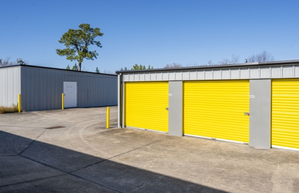 Facility photo: //images.sparefoot.com/medium/24212068c43992ab266.jpg