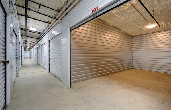 Storage Units at Storage King USA - 110 - League City, TX - State Hwy 3 - 2615 State Highway 3