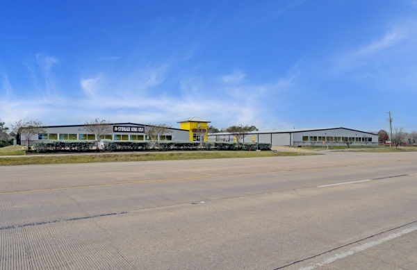 Storage Units at Storage King USA - 110 - League City, TX - State Hwy 3 - 2615 State Highway 3