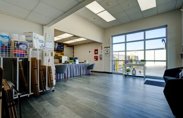 Storage Units at Storage King USA - 110 - League City, TX - State Hwy 3 - 2615 State Highway 3