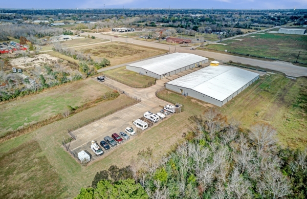 Storage Units at Storage King USA - 110 - League City, TX - State Hwy 3 - 2615 State Highway 3