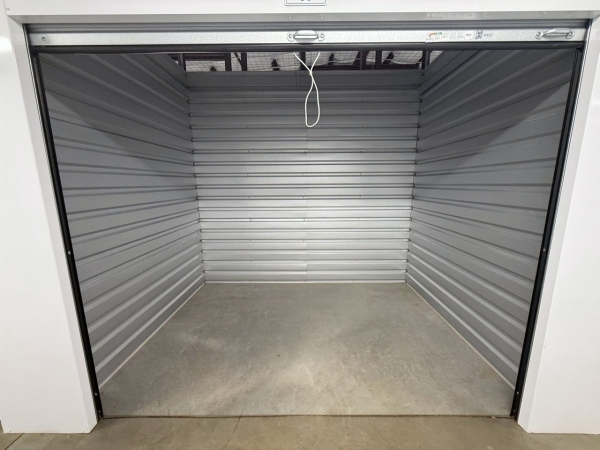 Facility photo: //images.sparefoot.com/medium/24214268cc7d636c434.jpeg