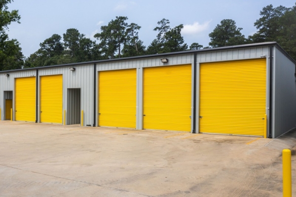 Facility photo: //images.sparefoot.com/medium/24216868cace4d4933e.jpg