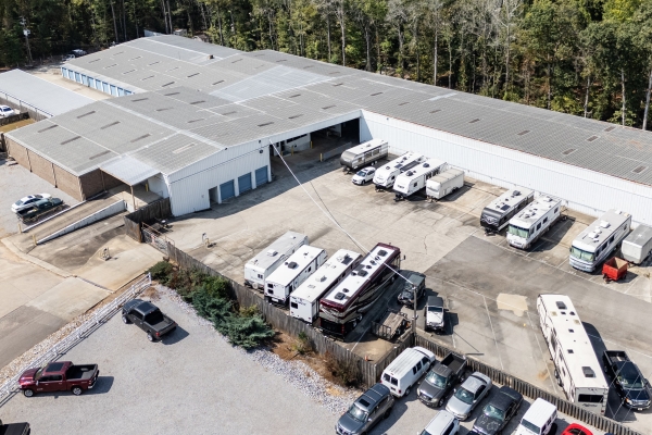 Facility photo: //images.sparefoot.com/medium/24218468d6e317aaf20.jpg