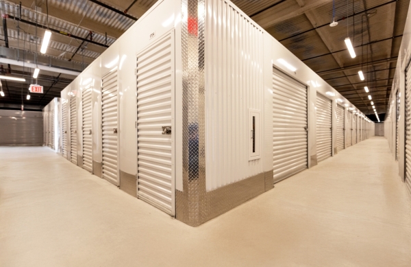 Facility photo: //images.sparefoot.com/medium/24219668ccc36c5cb37.jpg
