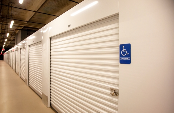 Facility photo: //images.sparefoot.com/medium/24219668ccc398e42c3.jpg