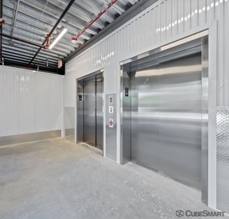 Facility photo: //images.sparefoot.com/medium/24219968ea060556530.jpg