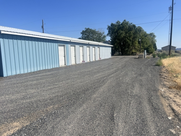 Facility photo: //images.sparefoot.com/medium/242203690e1b939c670.jpg