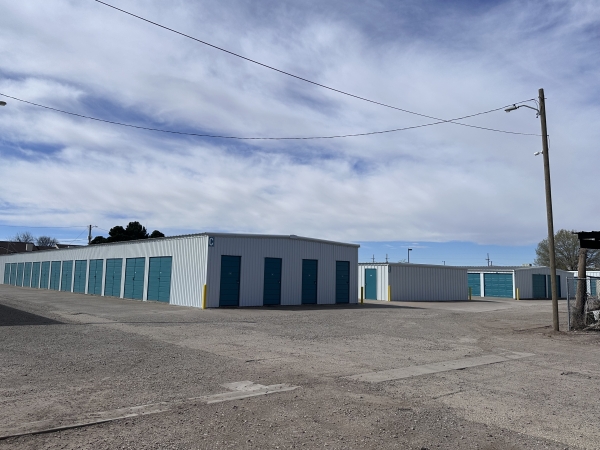 Facility photo: //images.sparefoot.com/medium/24221168cc849d90052.jpg