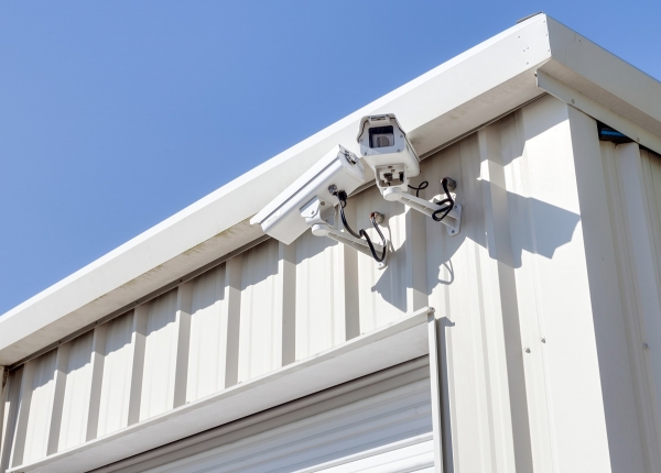 Facility photo: //images.sparefoot.com/medium/24222268cd834717fe2.jpg