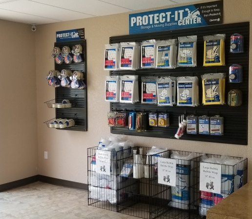 Facility photo: //images.sparefoot.com/medium/24223168d16d7eb5602.jpg