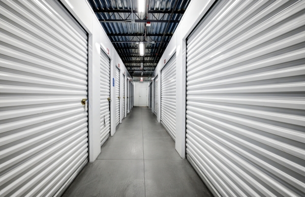 Facility photo: //images.sparefoot.com/medium/24225068d2ab483033e.jpg