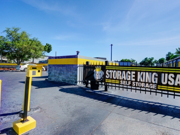 Storage Units at Storage King USA - 179 - Pinellas Park, FL - Gandy Blvd - 3501 Gandy Boulevard North