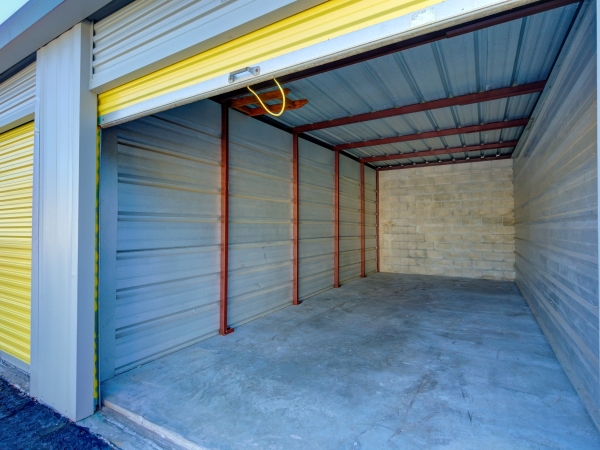 Storage Units at Storage King USA - 179 - Pinellas Park, FL - Gandy Blvd - 3501 Gandy Boulevard North