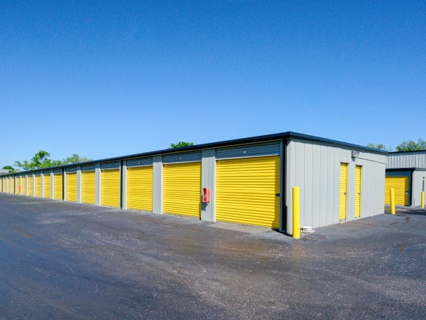 Storage Units at Storage King USA - 179 - Pinellas Park, FL - Gandy Blvd - 3501 Gandy Boulevard North