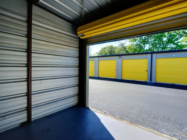 Storage Units at Storage King USA - 179 - Pinellas Park, FL - Gandy Blvd - 3501 Gandy Boulevard North