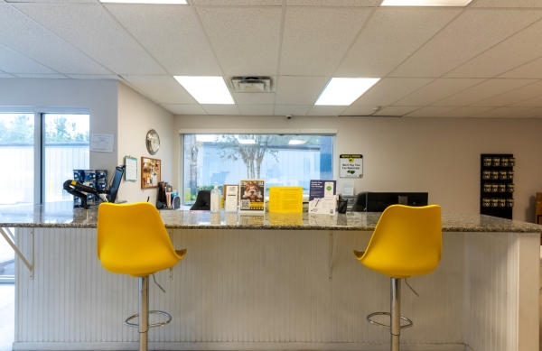Facility photo: //images.sparefoot.com/medium/24225468e57856627d8.jpg