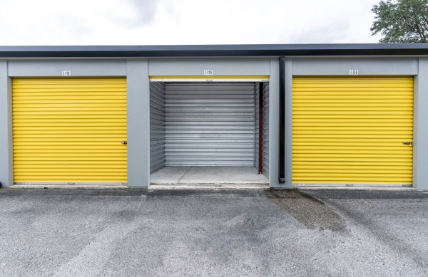 Facility photo: //images.sparefoot.com/medium/24225468e578a421c94.jpg