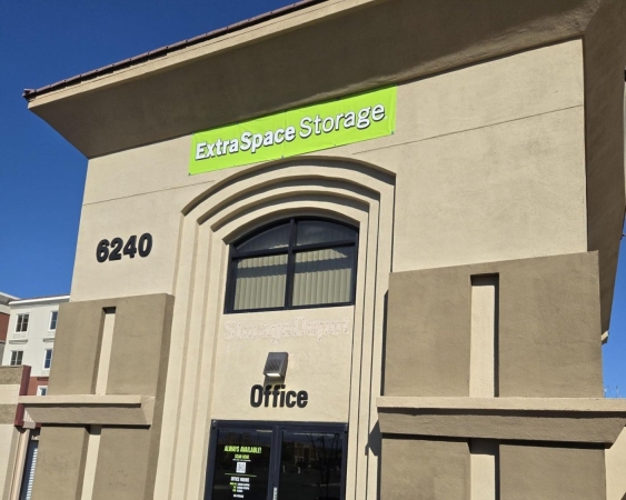 Storage Units at Extra Space Storage - 2252 - Las Vegas - 6240 S Rainbow Blvd - 6240 South Rainbow Boulevard