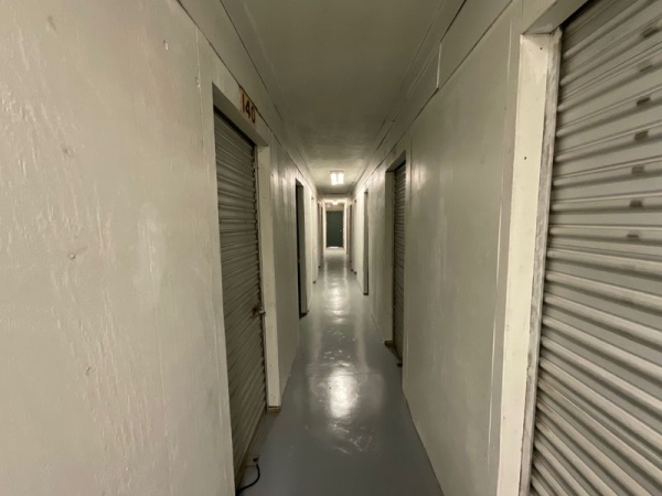 Facility photo: //images.sparefoot.com/medium/2422656904f1db88b16.jpg