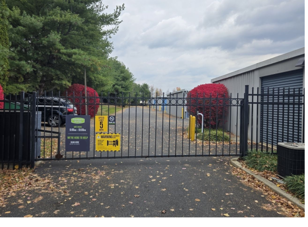 Facility photo: //images.sparefoot.com/medium/242269690e080456290.png