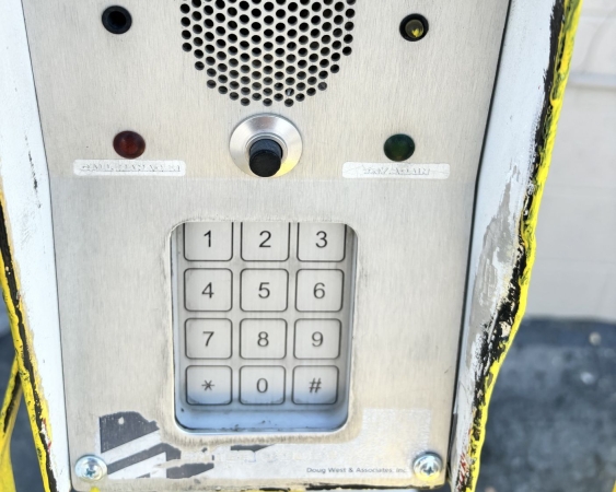 Facility photo: //images.sparefoot.com/medium/24228269943020b1a79.jpg