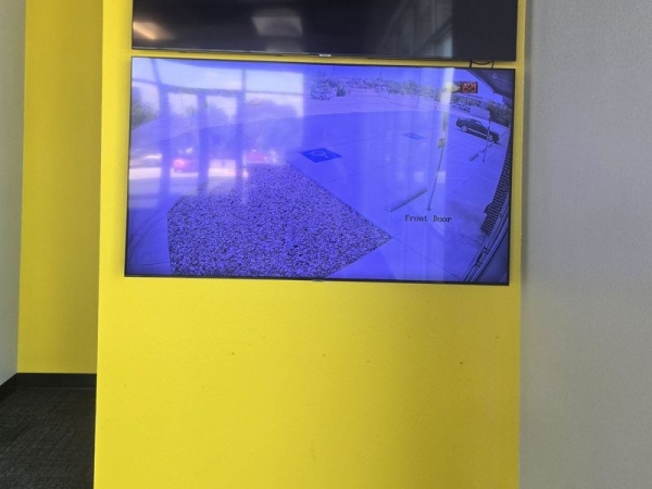 Facility photo: //images.sparefoot.com/medium/2422856904f6bc18e62.jpg