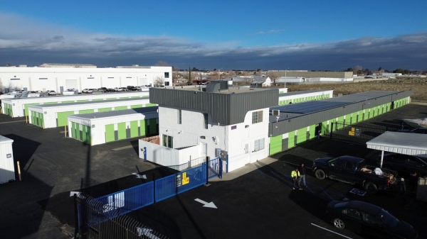 Storage Units at Extra Space Storage - 5011 - Lancaster - Challenger Way - 42133 Challenger Way