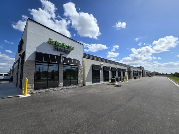 Storage Units at Extra Space Storage - 6658 - St Cloud - E Irlo Bronson Memorial Hwy - 5024 East Irlo Bronson Memorial Highway