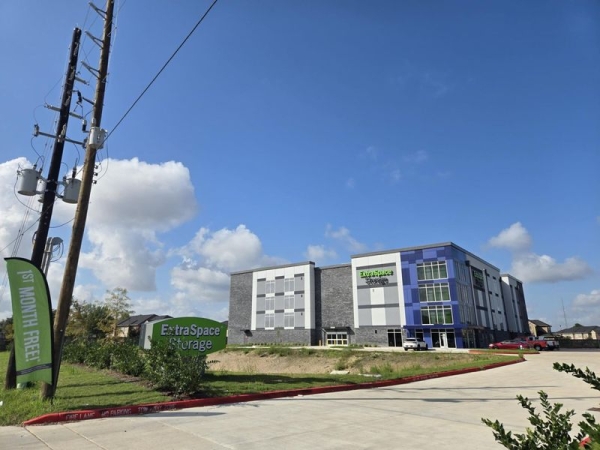 Storage Units at Extra Space Storage - 6357 - Houston - Bammel North Houston Rd - 10307 Bammel North Houston Road