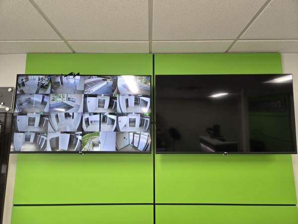 Facility photo: //images.sparefoot.com/medium/2423186904f8be07c50.jpg