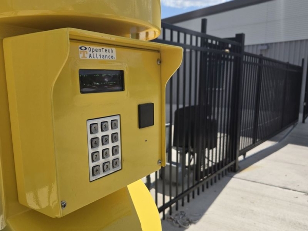 Facility photo: //images.sparefoot.com/medium/2423196905018ca946d.jpg