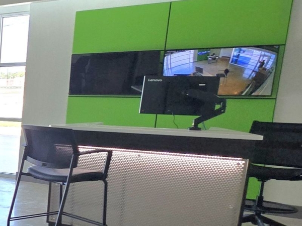 Facility photo: //images.sparefoot.com/medium/2423196905018e362c2.jpg