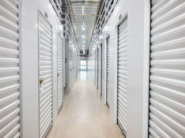 Facility photo: //images.sparefoot.com/medium/2423356908d60b0daee.jpg